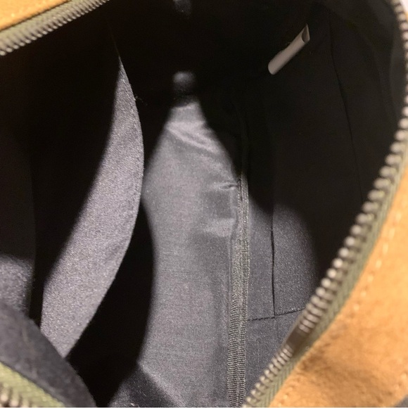 Camouflage Zippered Toiletry Travel Bag Unisex - Picture 10 of 10